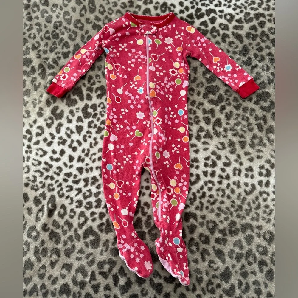 2007 babyGap Floral One Piece Footed Sleepwear in Pink Size 6-12 Months